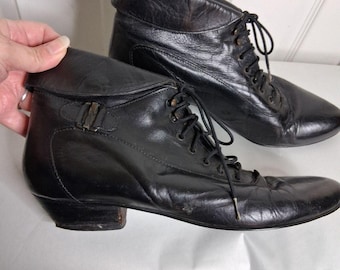 Poppies Vintage Woman's Black Leather Lace-Up  Witchy Ankle Boots SZ 10