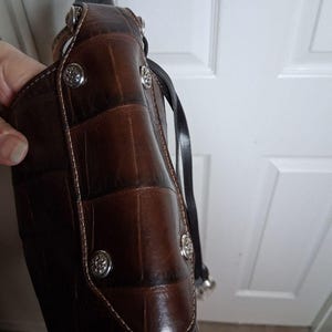 Large Brighton Rich Dark Brown Croc-Embossed Leather Shoulder Bag D664883 image 8