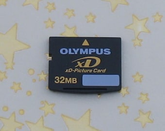 Genuine Vintage 32MB Olympus xD Memory Card STANDARD TYPE For Fuji FinePix/Olympus Cameras