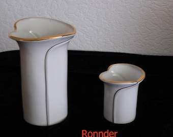 Porcelain vase by Fena in flower shape - set of 2 - white with gold rim - 80s
