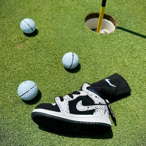 Custom Nike Jordan Drip Putter Cover: Sneakerhead Golf Accessory