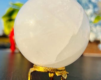 67MM Clear Crystal Quartz Healing Stone Metaphysical Meditation Power Stone Sphere Ball