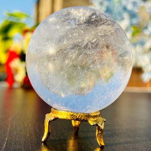 62MM Clear Crystal Quartz Healing Stone Metaphysical Meditation Power Stone Sphere Ball