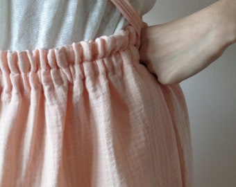 cotton muslin / double gauze skirt with straps // elastic waist, knee length, peach, ready to ship