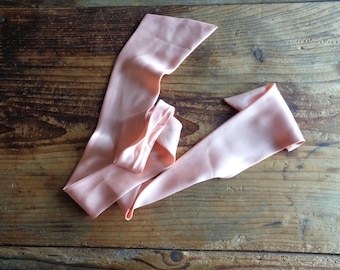 vintage neck tie // real silk, old pink, 70s, gift for her or him, christmas