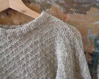 hand-knitted wool sweater // raw wool, round neck, long sleeves, beige/creme, classic fit, unisex