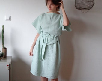 muslin / double gauze top / sweater // short sleeves, wide, mint green, ready to ship