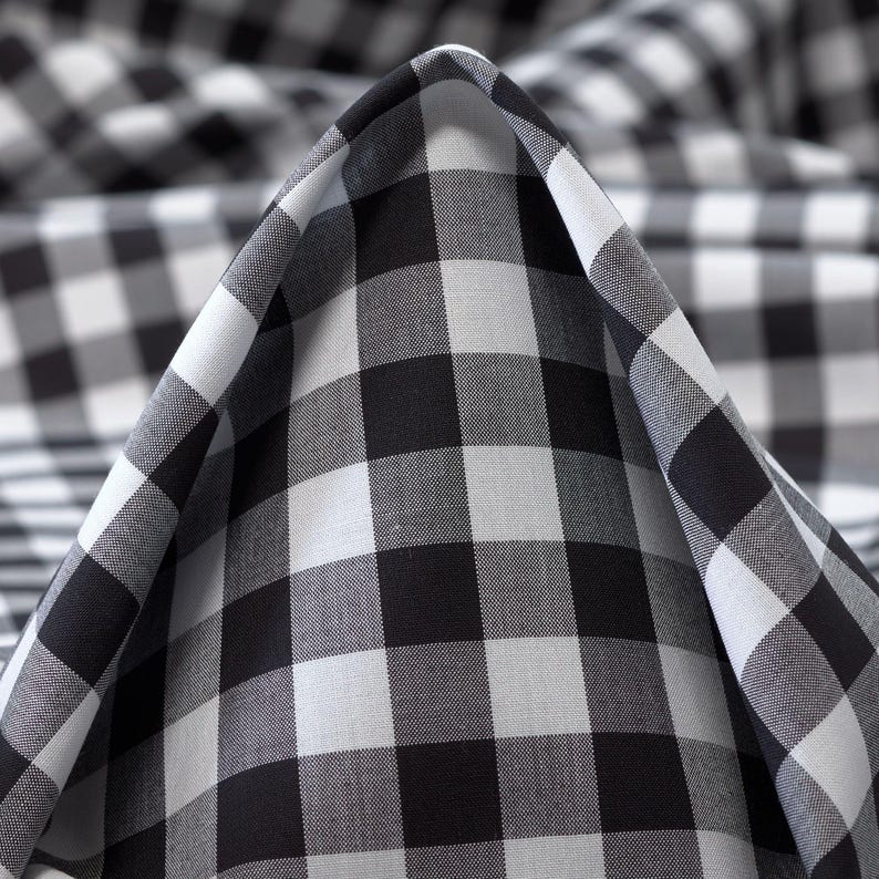 Blusa xadrez de algodão sem mangas, decote canoa, feita sob encomenda. black plaid