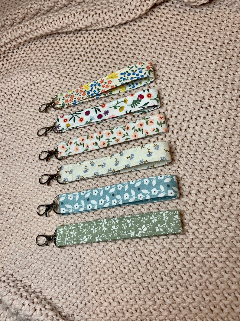 Fabric keychain, various beautiful patterns image 2