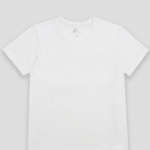 Classic Cotton T-Shirt in White. Plain T-Shirt. Pocket T-Shirt