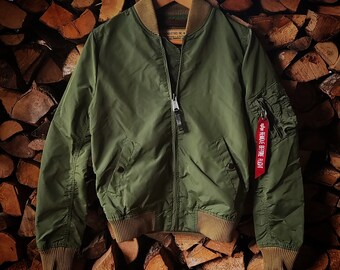 Groen militair bomberjack Alpha Industries