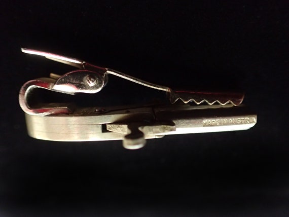 Vintage pistol tie clip, flintlock tie clip. - image 4