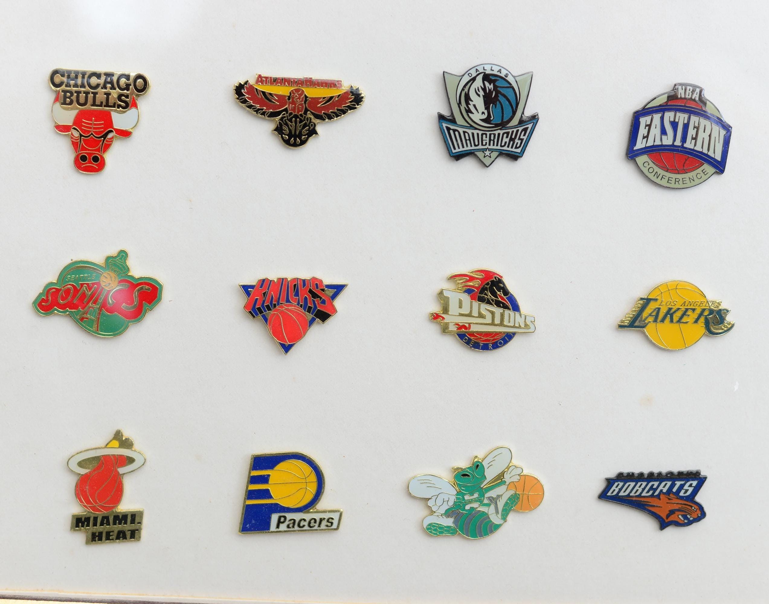 セット30 ヴィンテージ ピンバッジ NBA バスケットボール チームバッジ