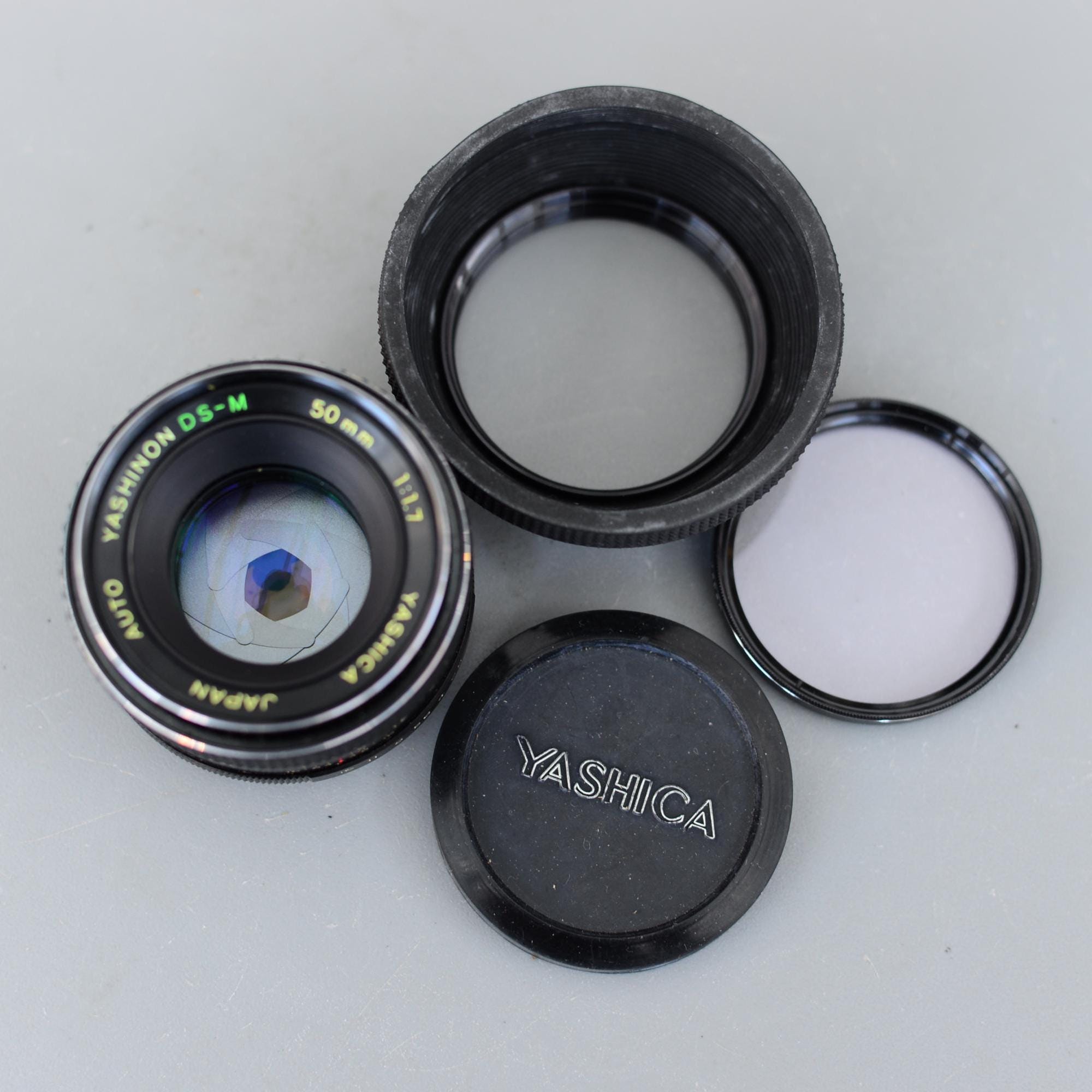 Vintage YASHICA Japan YASHINON DS-M 50mm F1.7 Portrait Manual