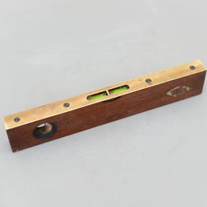 Niveau à bulle GTL Sheffield bois laiton vintage 20 cm (20 po.)