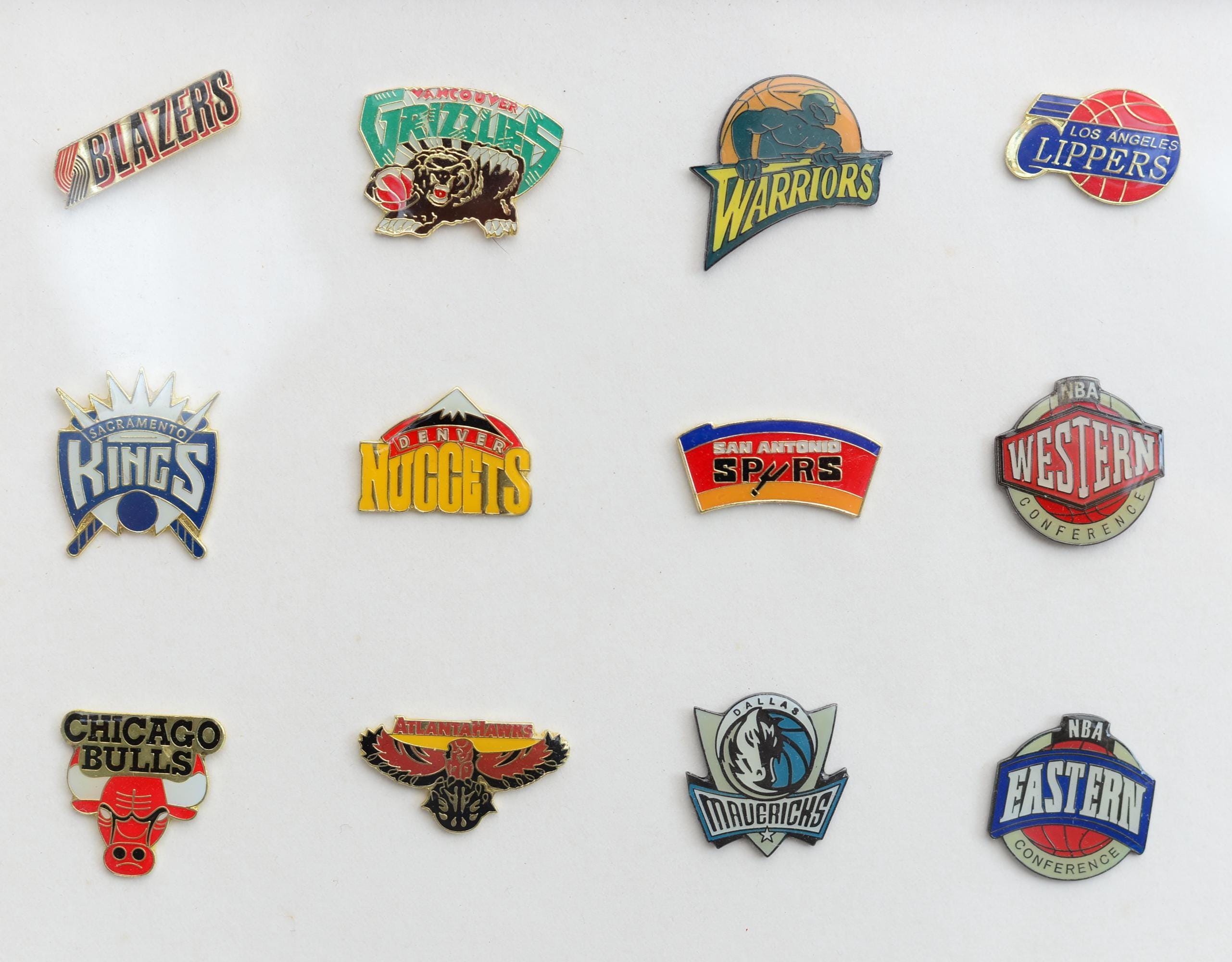 セット30 ヴィンテージ ピンバッジ NBA バスケットボール チームバッジ