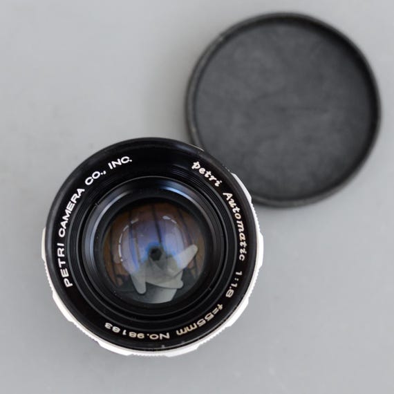 Vintage Petri Automatic 55mm F/1.8 Standard Prime Camera Lens 