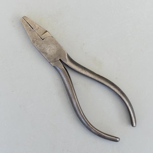 Vintage Elliott Lucas 1944 A.M. Crown Air Ministry 6'' Pliers England