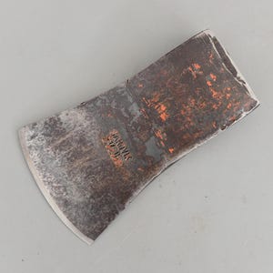 Vintage SANDVIK Sweden Axe Head 2 1/2lbs 1040g Carpenters Survival Camp Bushcraft Ax