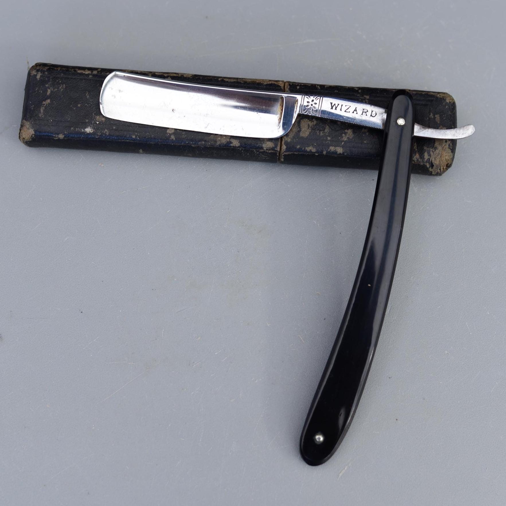 Vintage Rare WIZARD Sheffield Ornate Straight Razor Cut Throat Razors ...