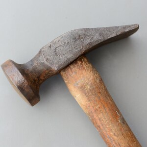 Vintage Rare ULLATHORNE Shoe Cobblers Hammer No 3 Wide Diameter Face