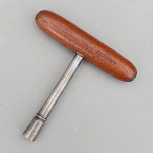Llave de afinación de piano M.Kennedy vintage con martillo en T y casquillo