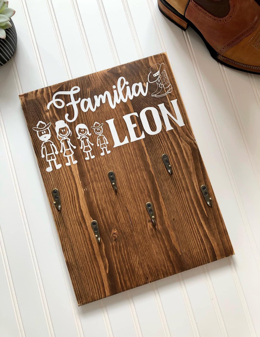 Family Name Key Holder | Familia Key Holder | Personalized Car Key ...