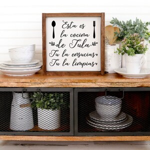 Esta es la cocina de Tula / Tu la ensucias / Tu la limpias / Cuadro gracioso para mamá / Regalo para mamá / Decoración para la cocina