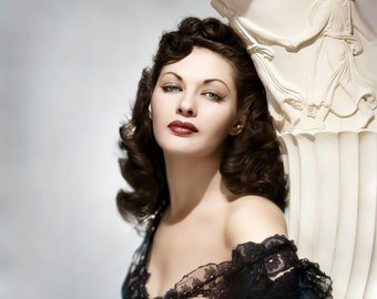 Yvonne de Carlo studio portrait c. 1940's | color | multiple sizes |  actress | leading lady | classic beauty | old Hollywood glamour [C181]