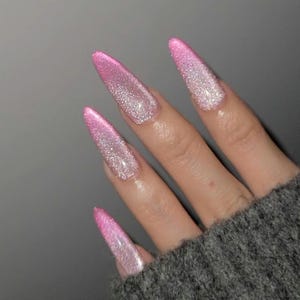 Pink Ombre Nails | Cat Eye Nails | Press On Nails | Sparkle Nails | Flashlight Effect | Neows By Mieu