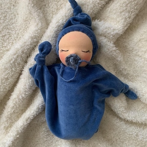 Handmade 25 cm Waldorf Sleep Doll - Organic Cotton, Soft & Cuddly Baby Companion