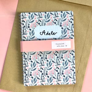 Quaderno personalizado a espiral a righe o quadretti - Tante fantasia disponível - Idea regalo fine anno per maestre!