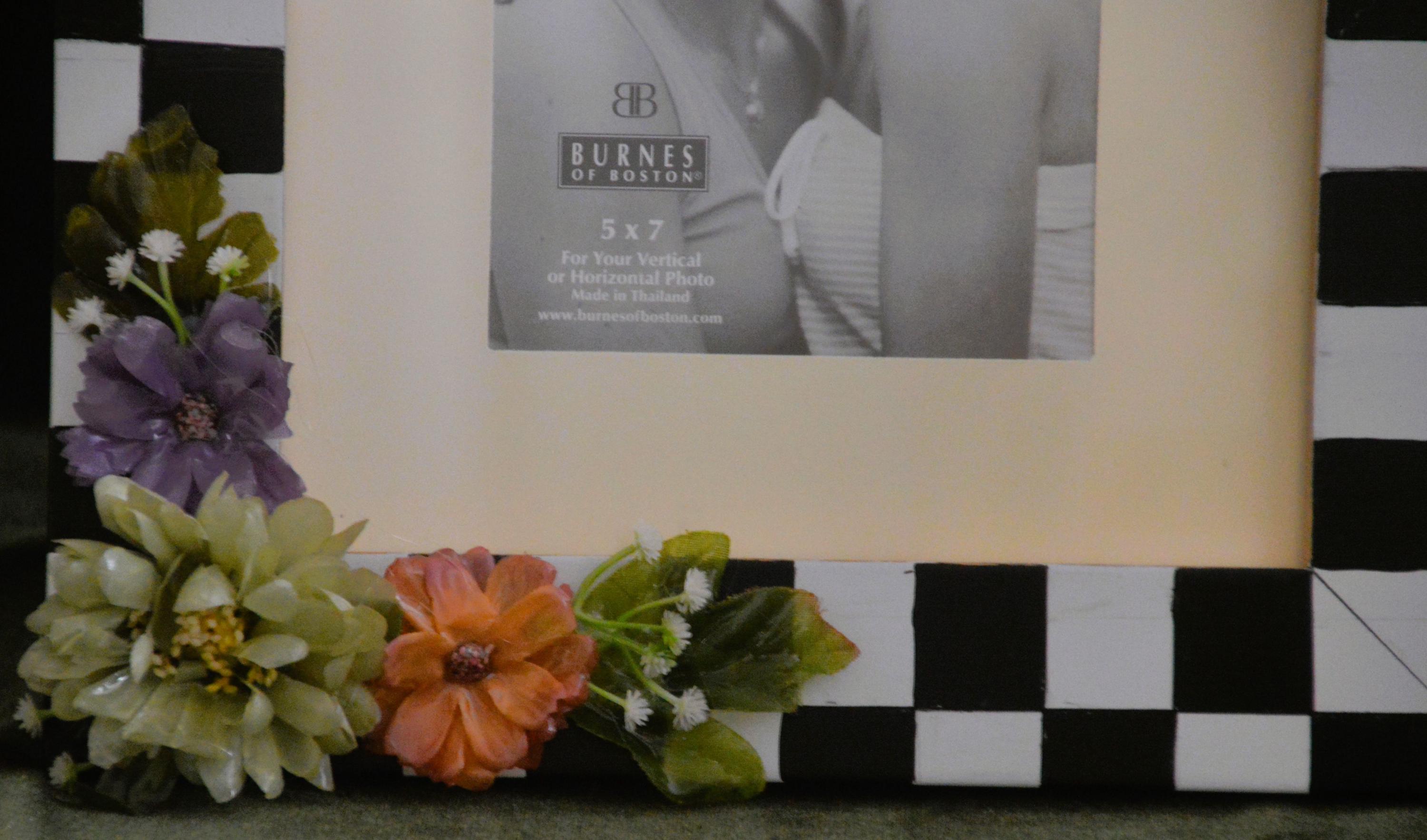 100% Hand-painted Large Photo Frame. Painted With Black and White ...