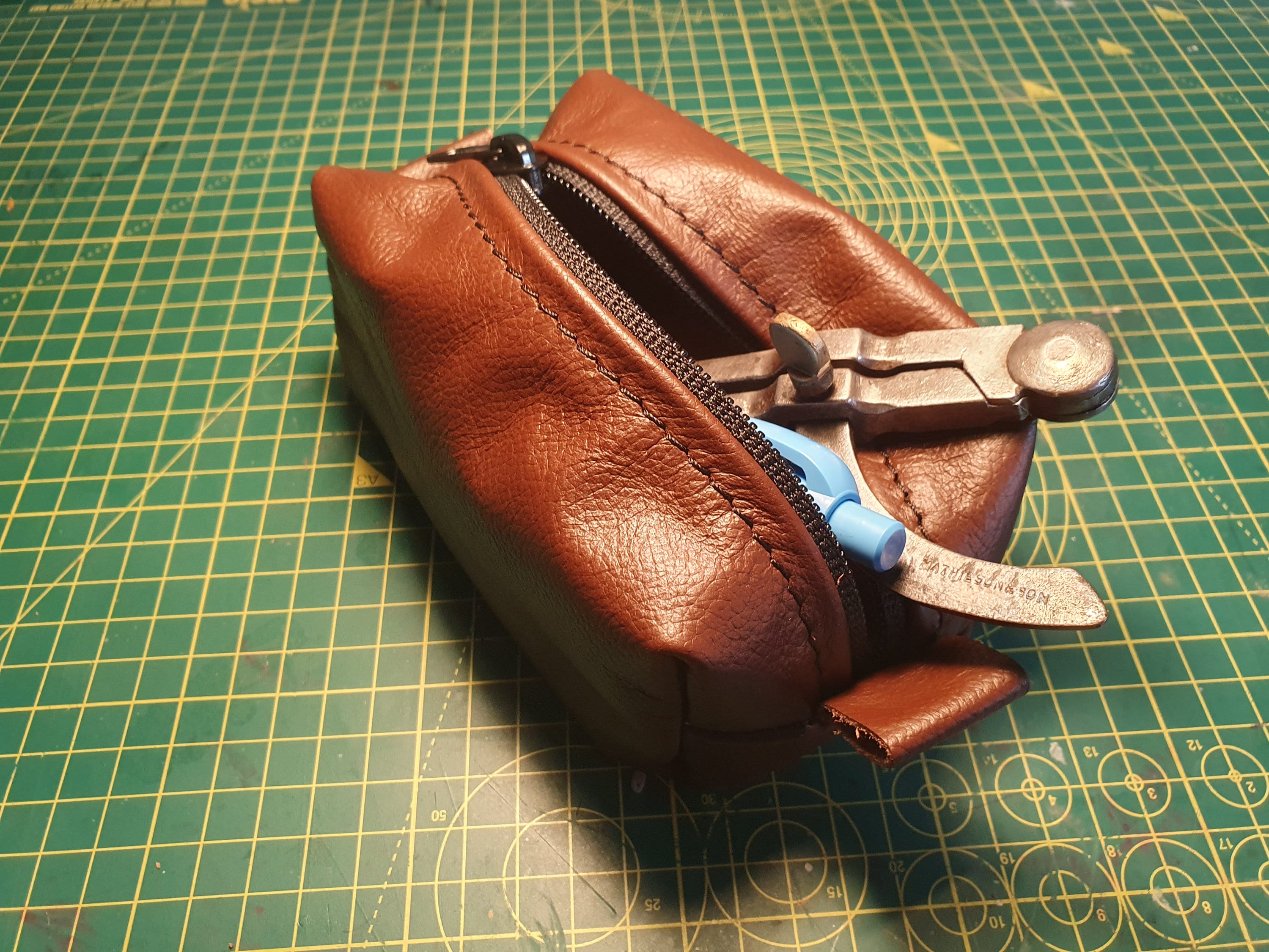 Box leather bag hotsell
