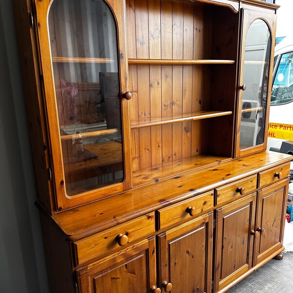 Welsh dresser