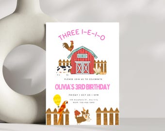 Bauernhof-Geburtstagseinladung, rosa Bauernhof bearbeitbar, Barnyard-Geburtstag einladen, drei i-e-i-o Bauernhoftiere, 3. Geburtstag, bearbeitbare Vorlage