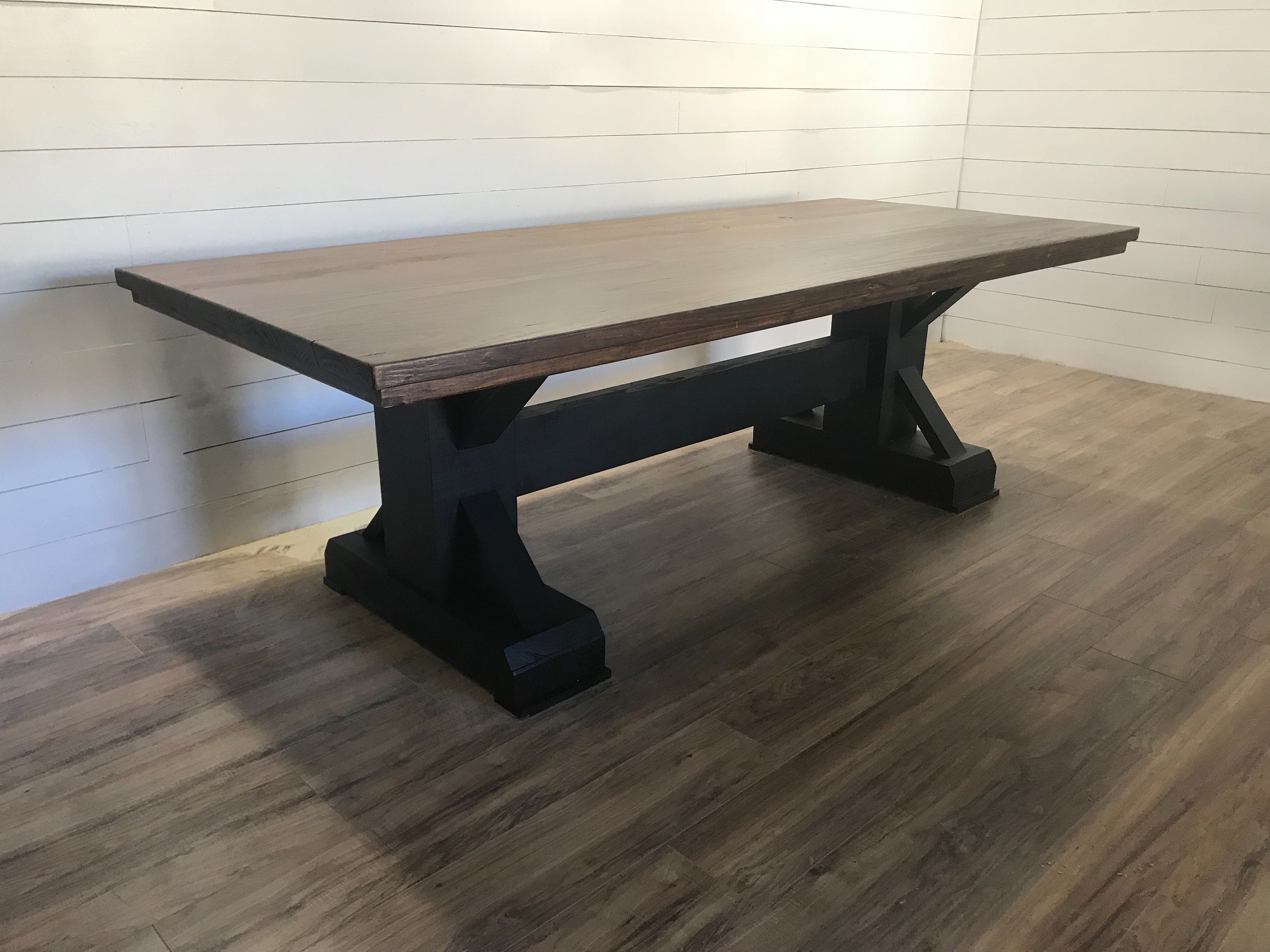 Ironwood Table Acnh