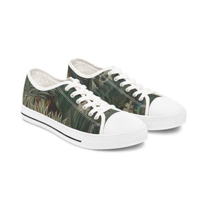 Rousseau&#39;s The Equatorial Jungle Women&#39;s Low Top Sneakers