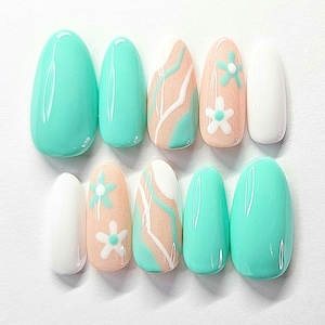 Mint Flower Nails, Press on Nails, Handmade Nails, Gel Nails, Fake Nails, Spring Nails, Pastel Nail Design, Simple Nails, Nails Design Sets