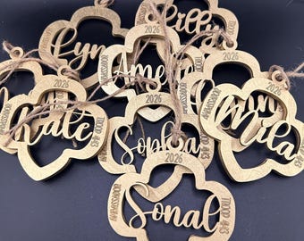Cadette Scout Ornament, Gepersonaliseerd Goud Zilver Brons Daisy Troop Sign, Ambassador, Junior, 2026 Girl Scout Awards