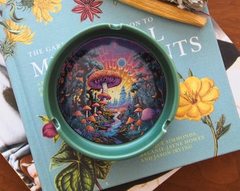 Trippy Mushroom Art Ashtray: Psychedelic Incense Tray