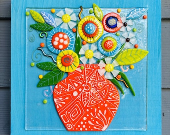 Fused vase of flowers 10”