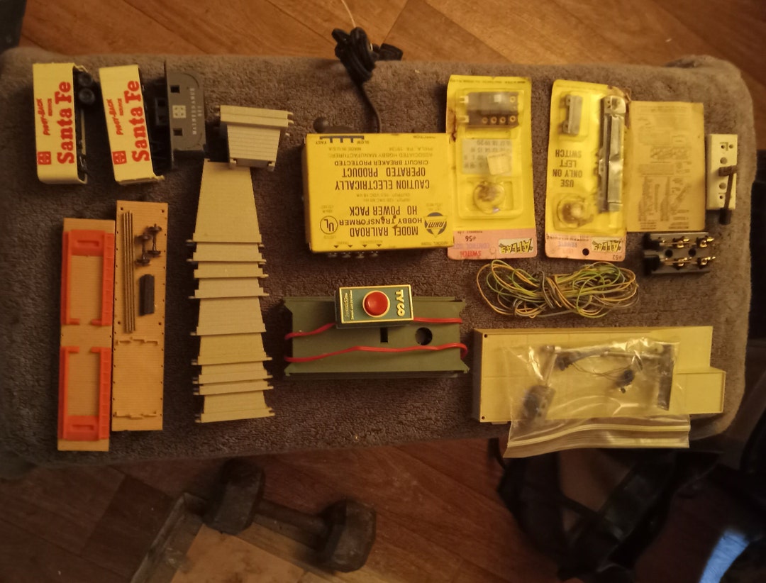 Toy Train Model Railroad Parts and Accessories 27 Vintage Etsy