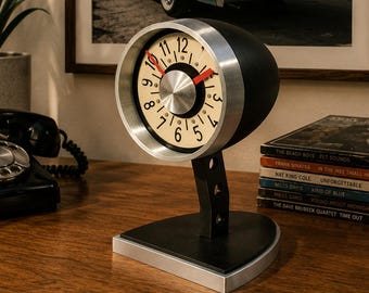 Mid Century Modern Desk Clock – Vintage Gauge Inspired Retro Atomic Clock