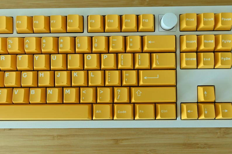 Mango Orange Yellow Keycap Set: Cherry Profile, ABS image 2