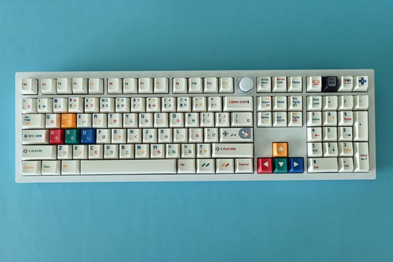 Keycaps PBT A Tema Moto E Ciliegie &ndash; 170 Pezzi Per Tastiera Meccanica Cherry MX &ndash; Anime