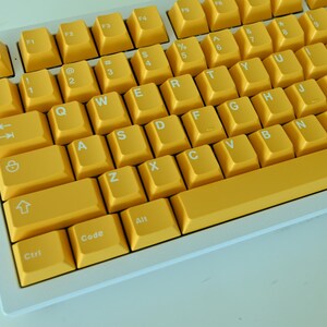 Mango Orange Yellow Keycap Set: Cherry Profile, ABS image 6