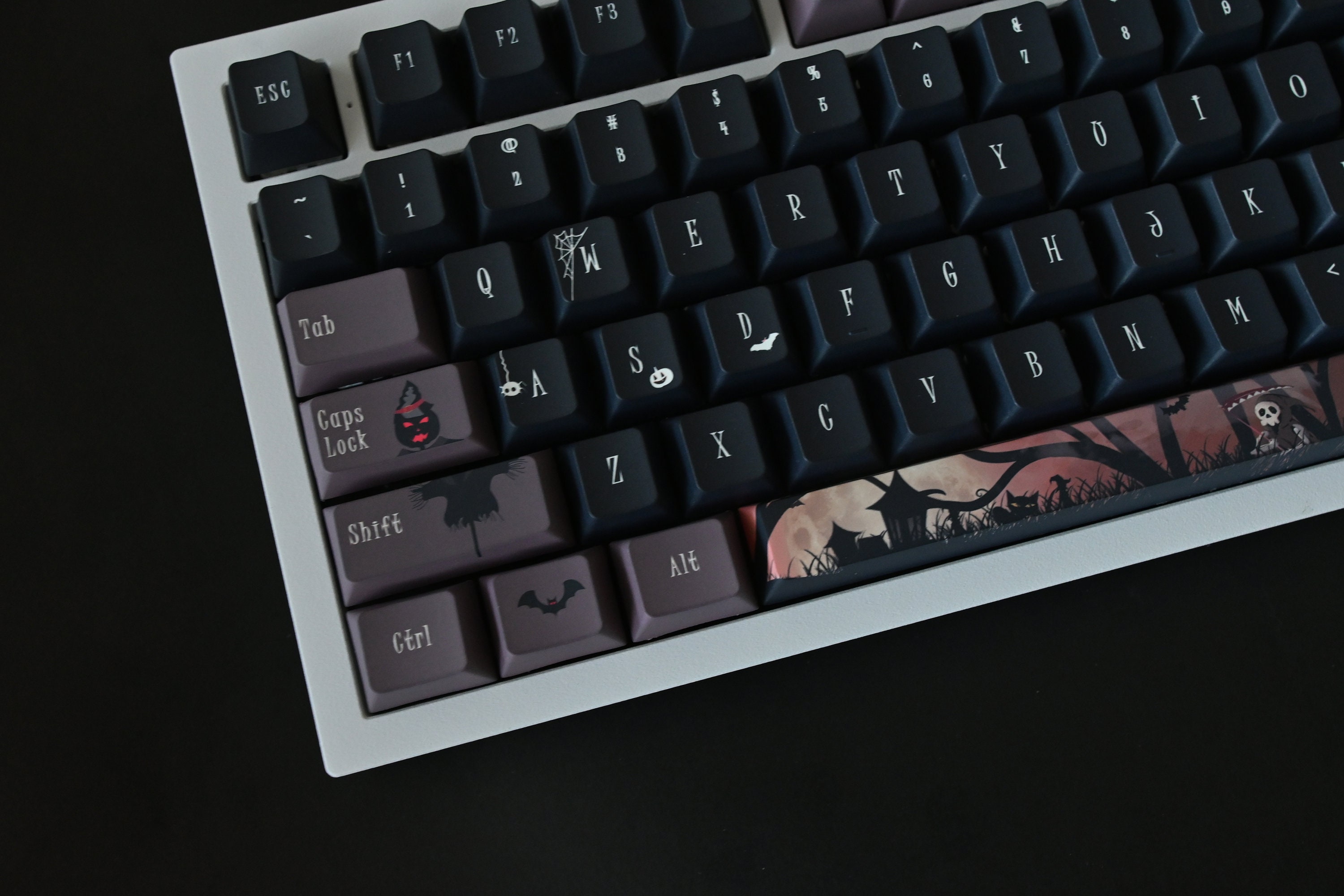 Spooky Cartoon Halloween Keycap Set for Mechanical Keyboard | 157 keys | Cherry Profile | MX Switch Type | PBT Material
