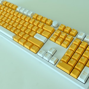 Mango Orange Yellow Keycap Set: Cherry Profile, ABS image 9