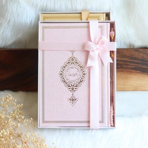 Quran Tasbih Set, Muslim Wedding Gift, Islamic Gift Set, Graduation Gift, Arabic Leather  Quran, Ramadan Eid Gift, Pink Quran, Pearl Tasbih